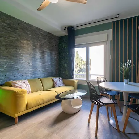 Apartamento La Jungle, Centre Ville, Videoprojecteur, Proche Gare Et Commerce, 150m De La